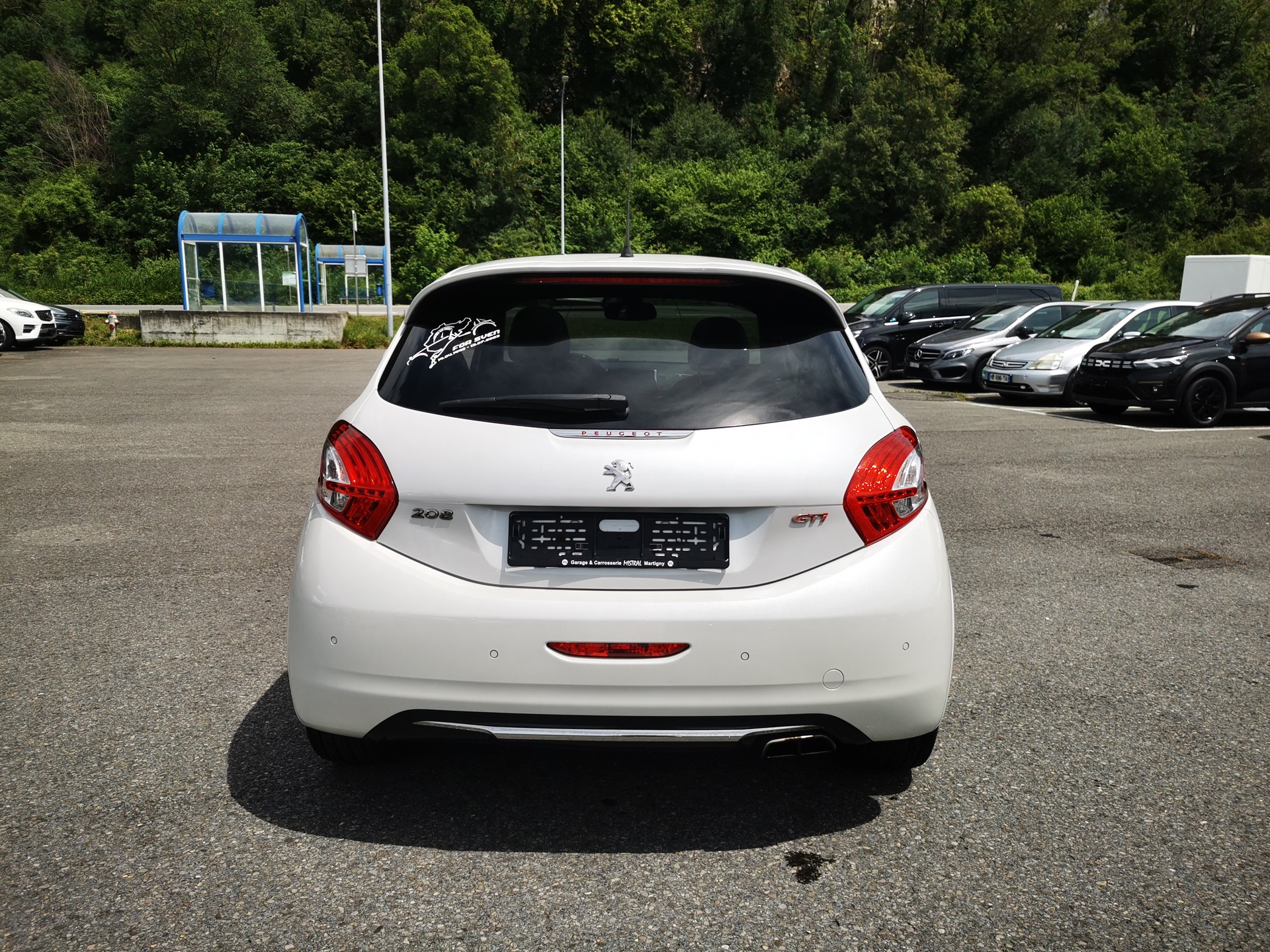 PEUGEOT 208 1.6 Turbo GTi-image-5