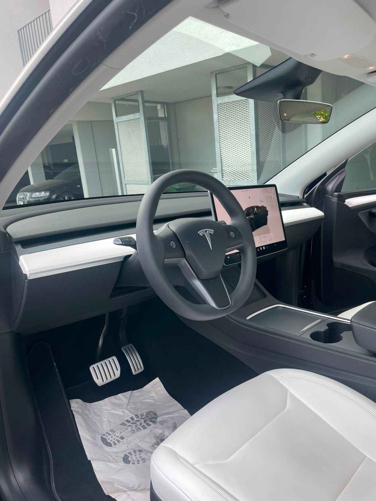 TESLA Model Y Performance 514 km (WLTP) 534PS Enhanced Autopilot Made in Berlin Werksgarantie-image-12