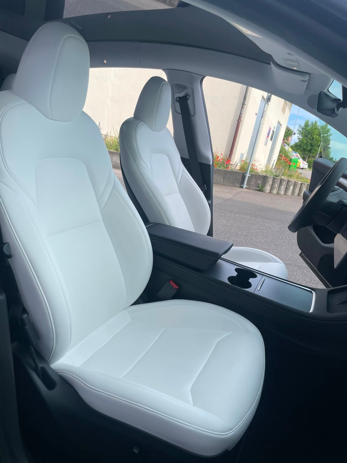 TESLA Model Y Performance 514 km (WLTP) 534PS Enhanced Autopilot Made in Berlin Werksgarantie-image-13