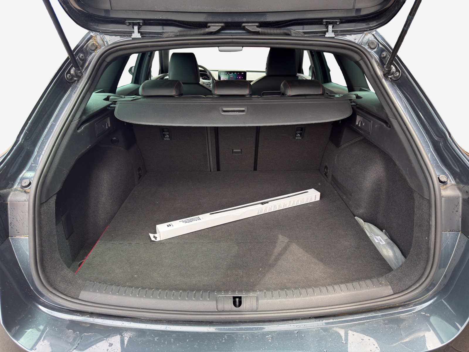 SEAT Leon ST 1.4 eHybrid pHEV DSG Hola FR-image-13