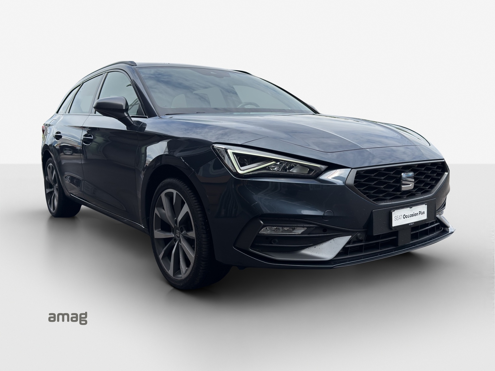 SEAT Leon ST 1.4 eHybrid pHEV DSG Hola FR-image-6