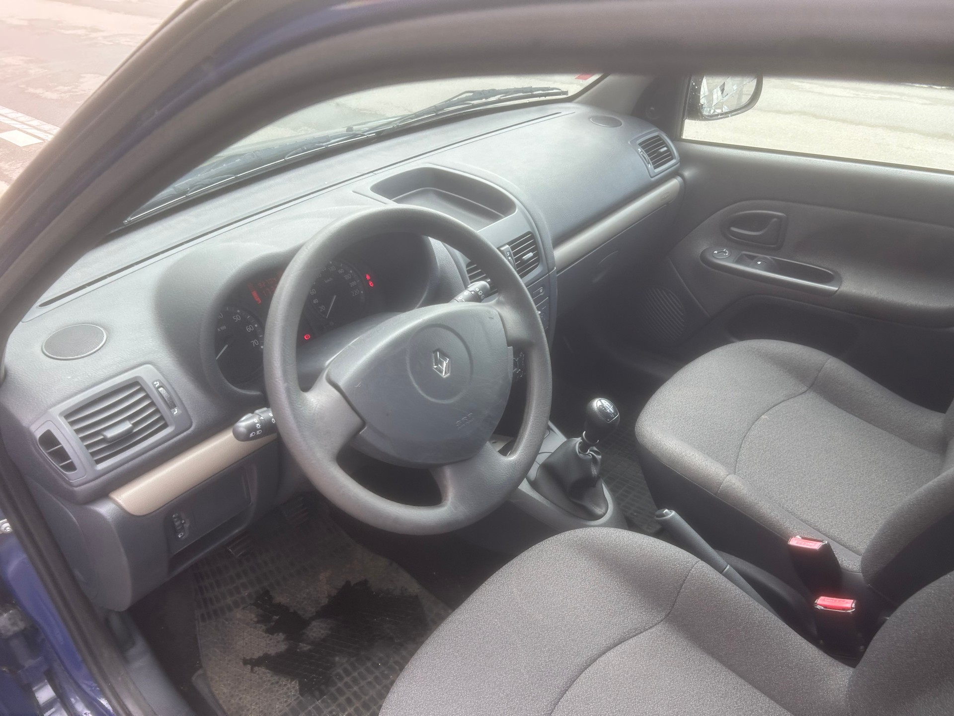 RENAULT Clio 1.2 Air-image-5