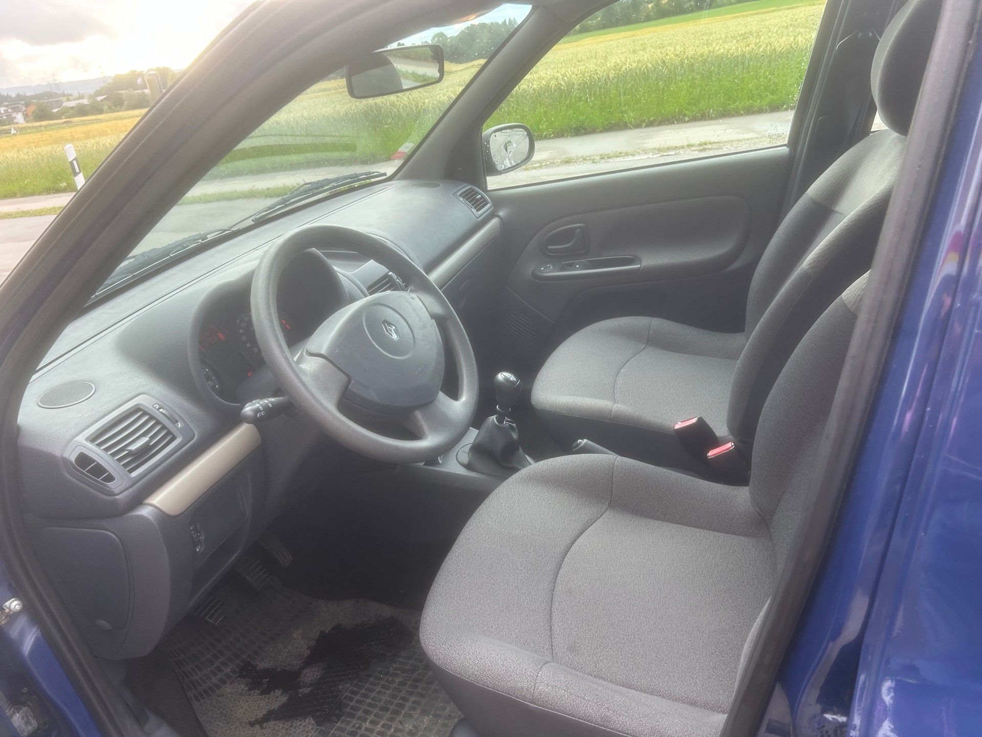 RENAULT Clio 1.2 Air-image-4