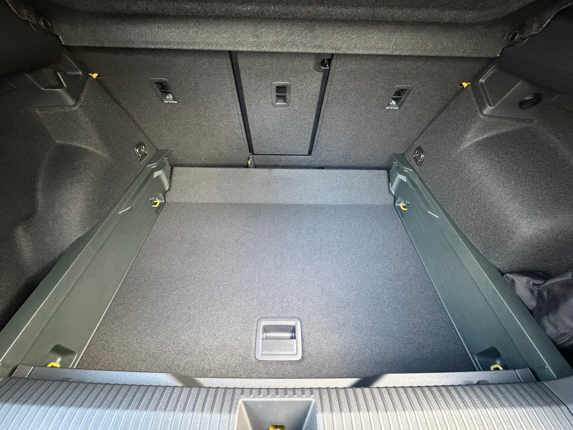 VW T-Roc 1.5 eTSI mHEV R-Line DSG-image-26