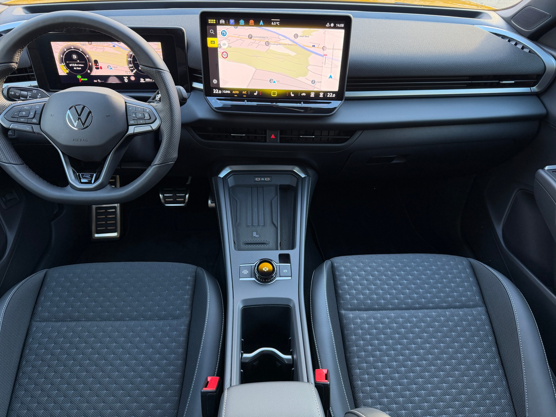 VW T-Roc 1.5 eTSI mHEV R-Line DSG-image-8