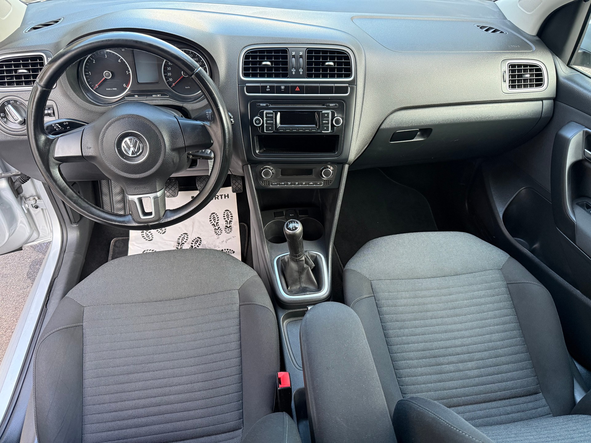 VW Polo 1.6 TDI Team-image-7