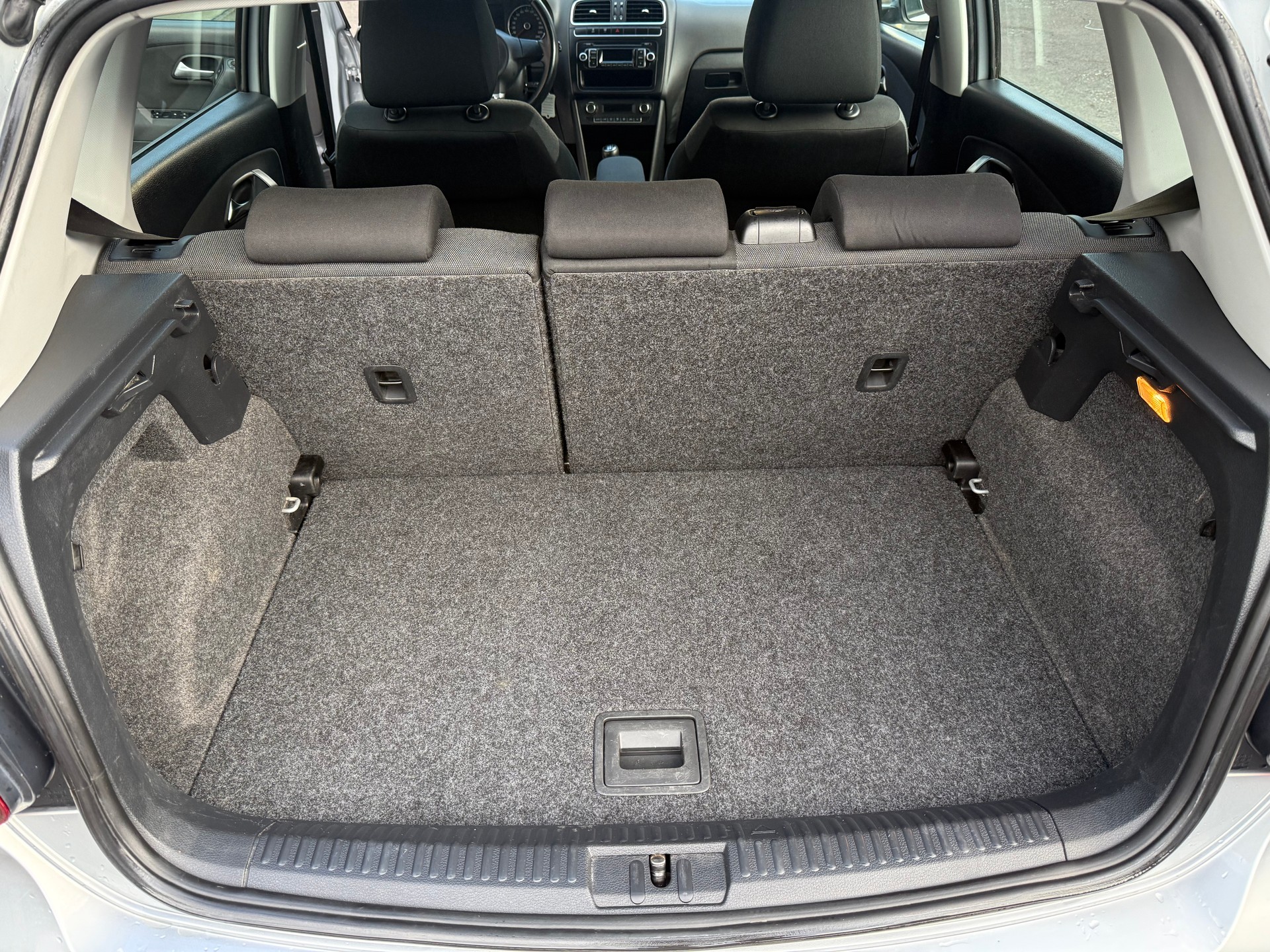 VW Polo 1.6 TDI Team-image-12