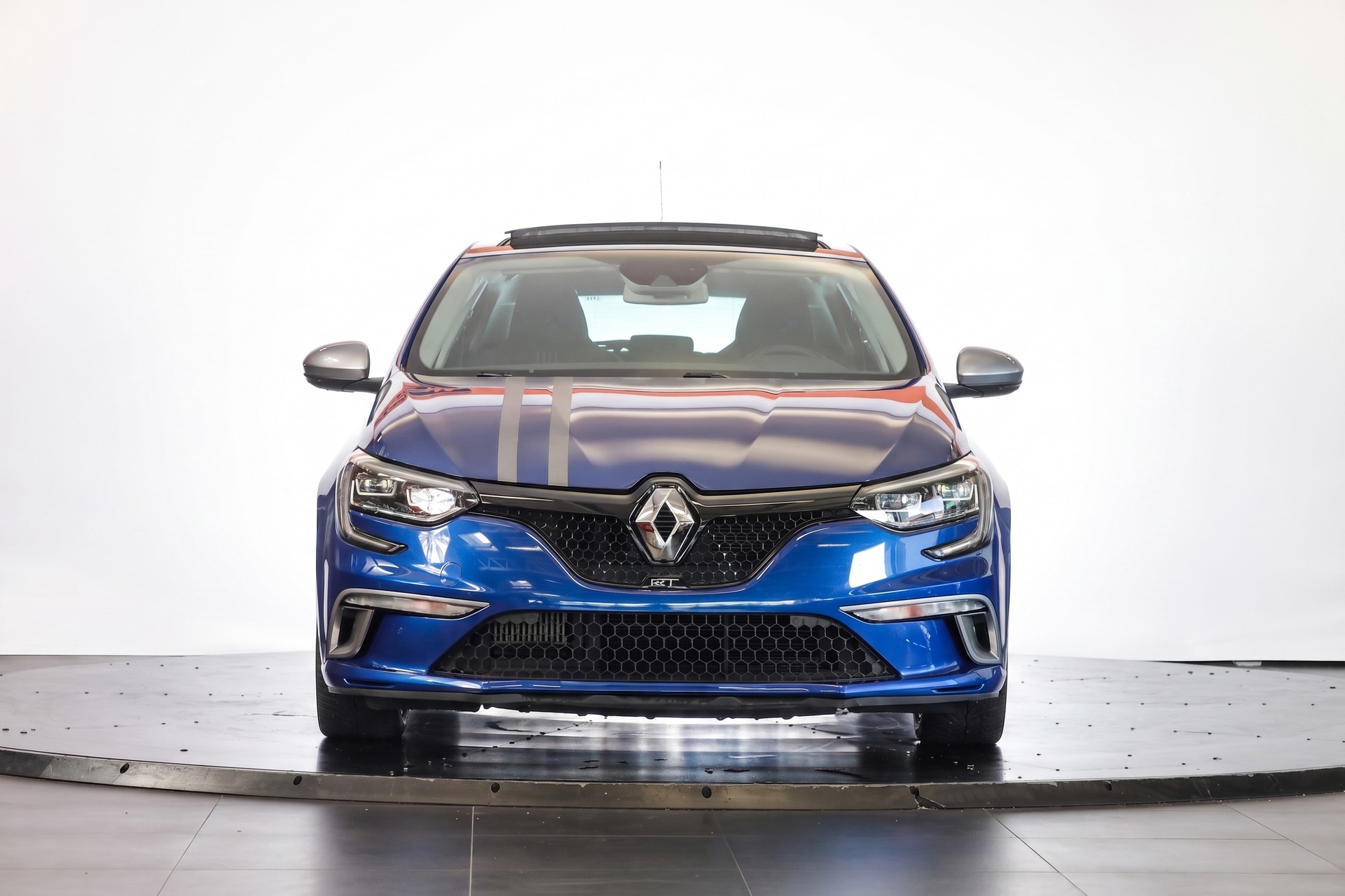 RENAULT Mégane 1.6 16V Turbo GT EDC Limited-showroom-element-1