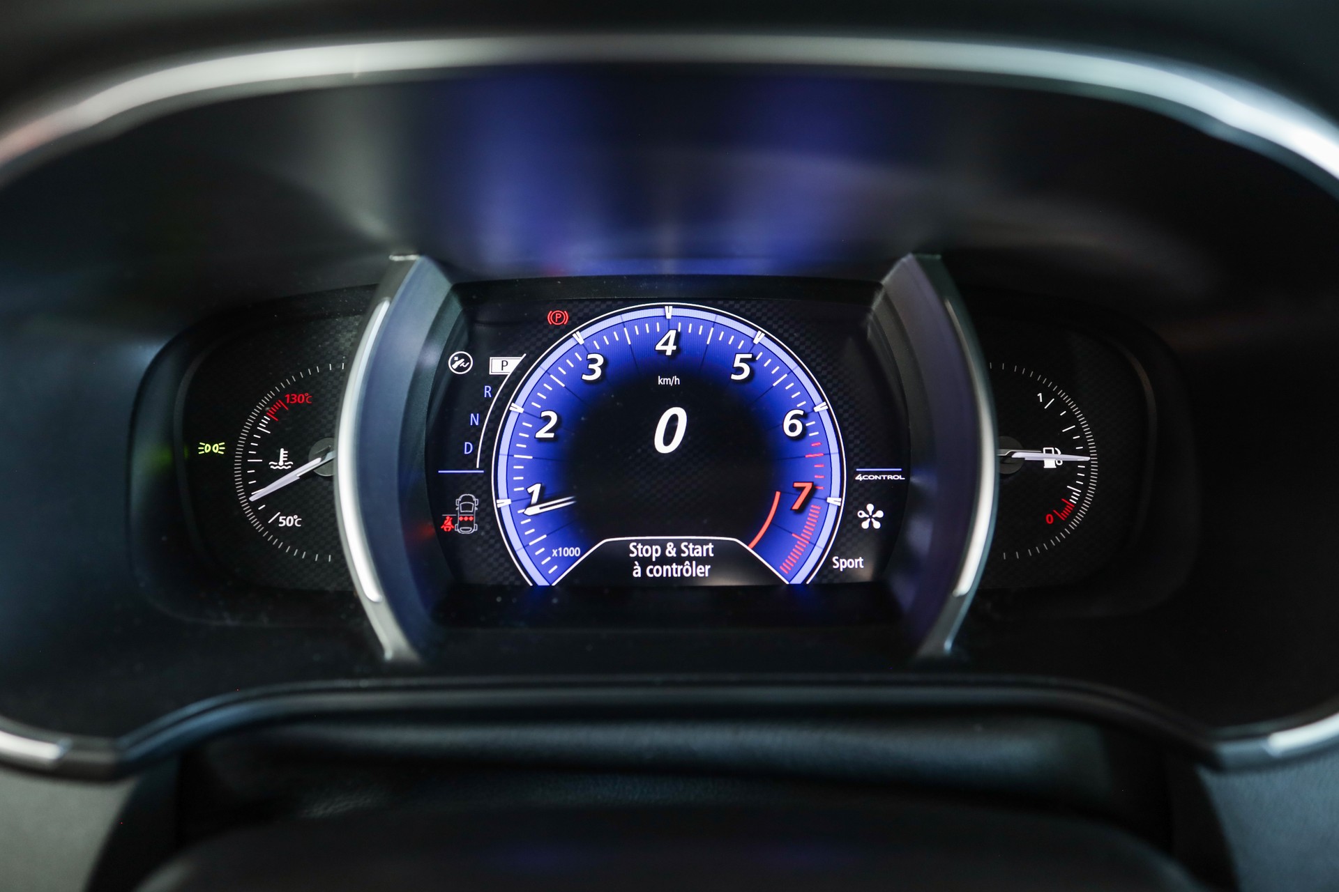 RENAULT Mégane 1.6 16V Turbo GT EDC Limited-image-18