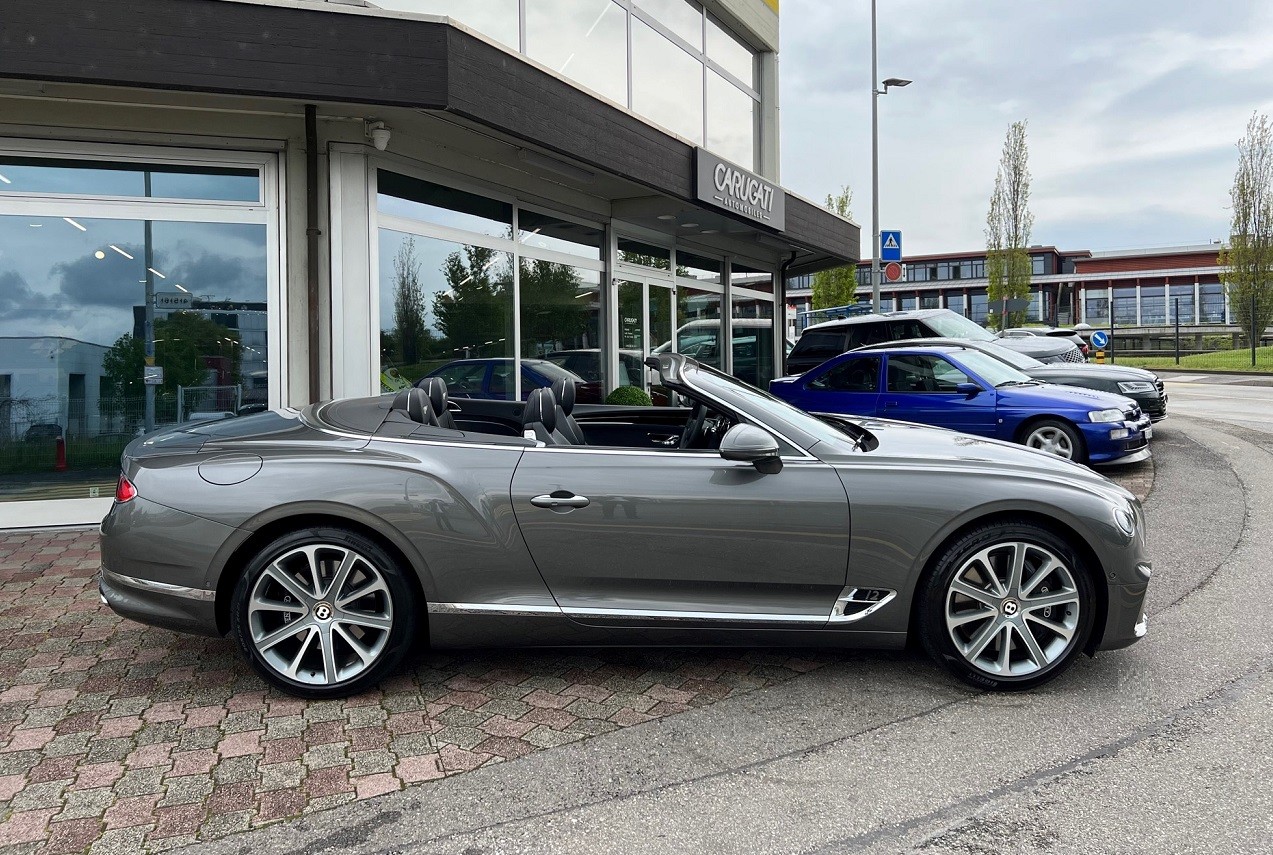 BENTLEY Continental GTC 6.0 W12-image-4