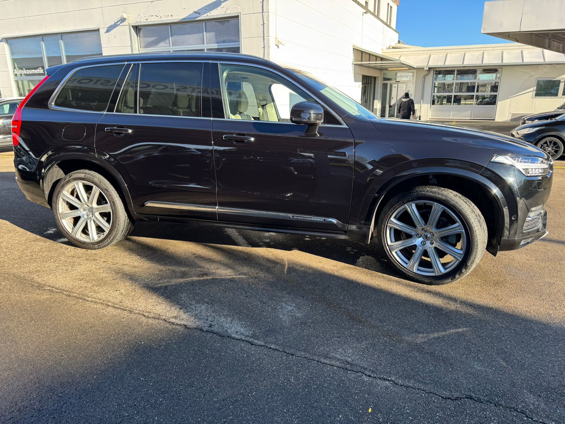 VOLVO XC90 D5 AWD Inscription Geartronic-image-5