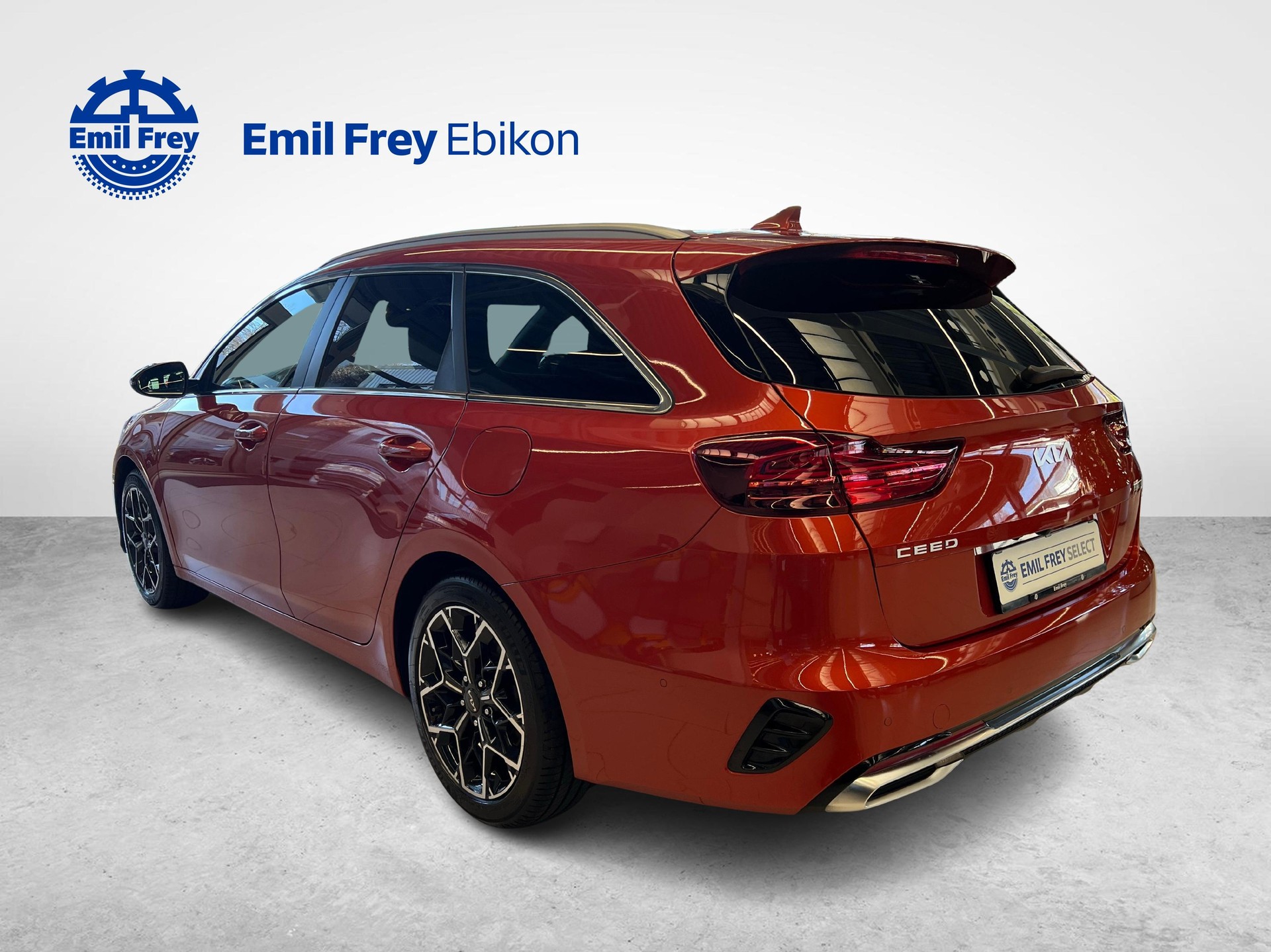 KIA Ceed SW 1.5 T-GDi GT-Line-showroom-element-2