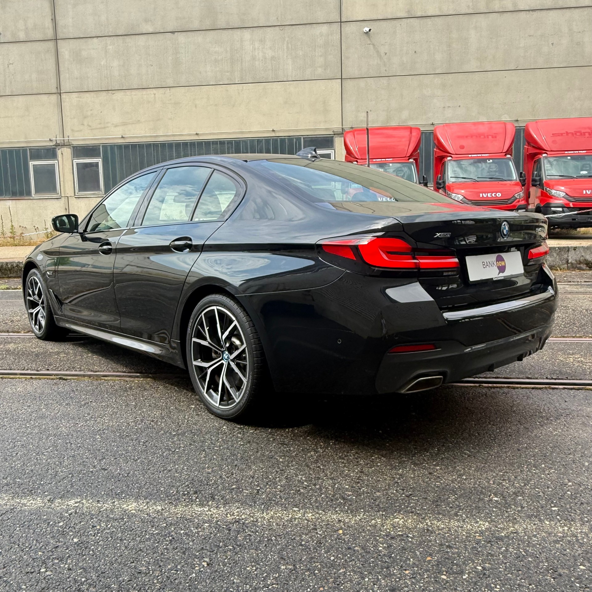 BMW 545e xDrive M Sport Steptronic-showroom-element-3