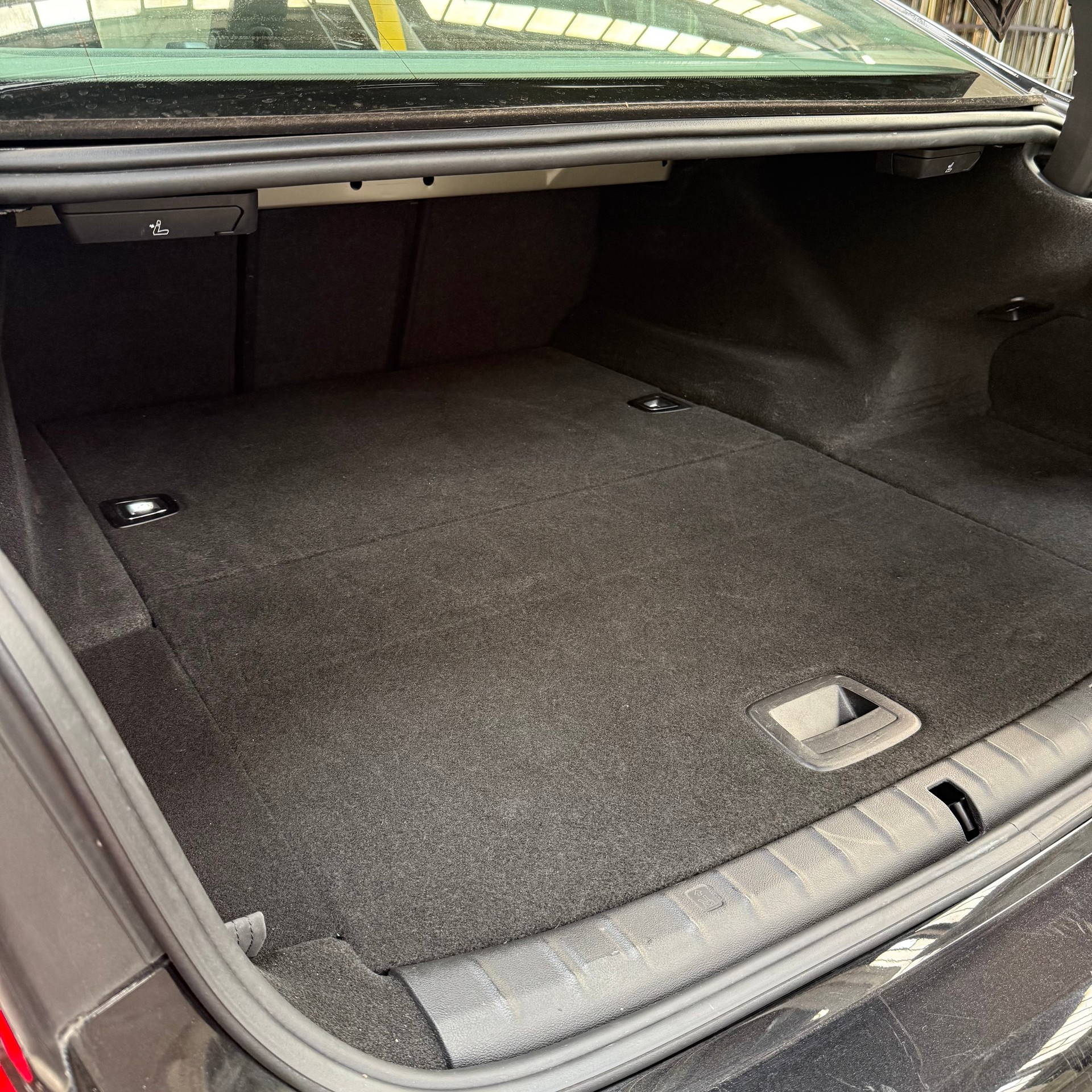 BMW 545e xDrive M Sport Steptronic-image-17