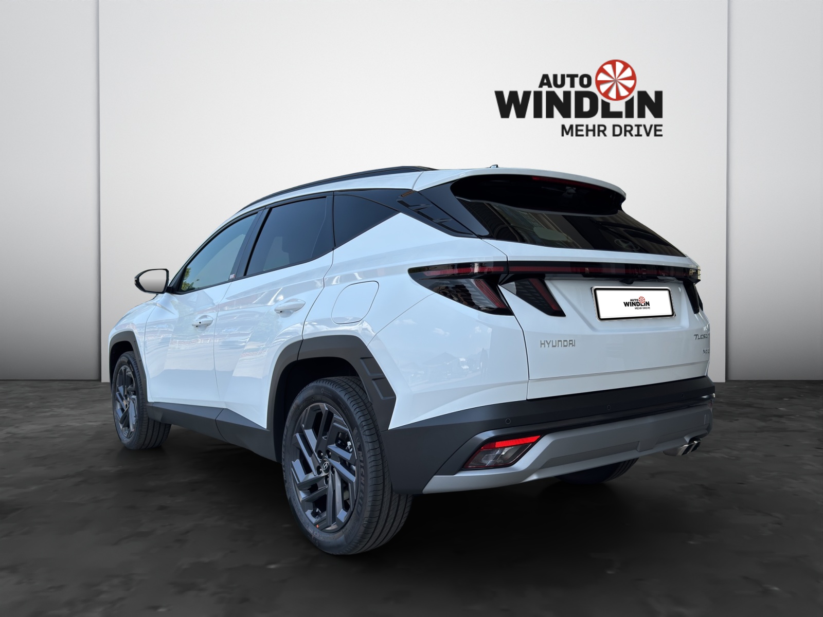 HYUNDAI Tucson 1.6 T-GDi HEV Origo Blackline 4WD MY27-showroom-element-2