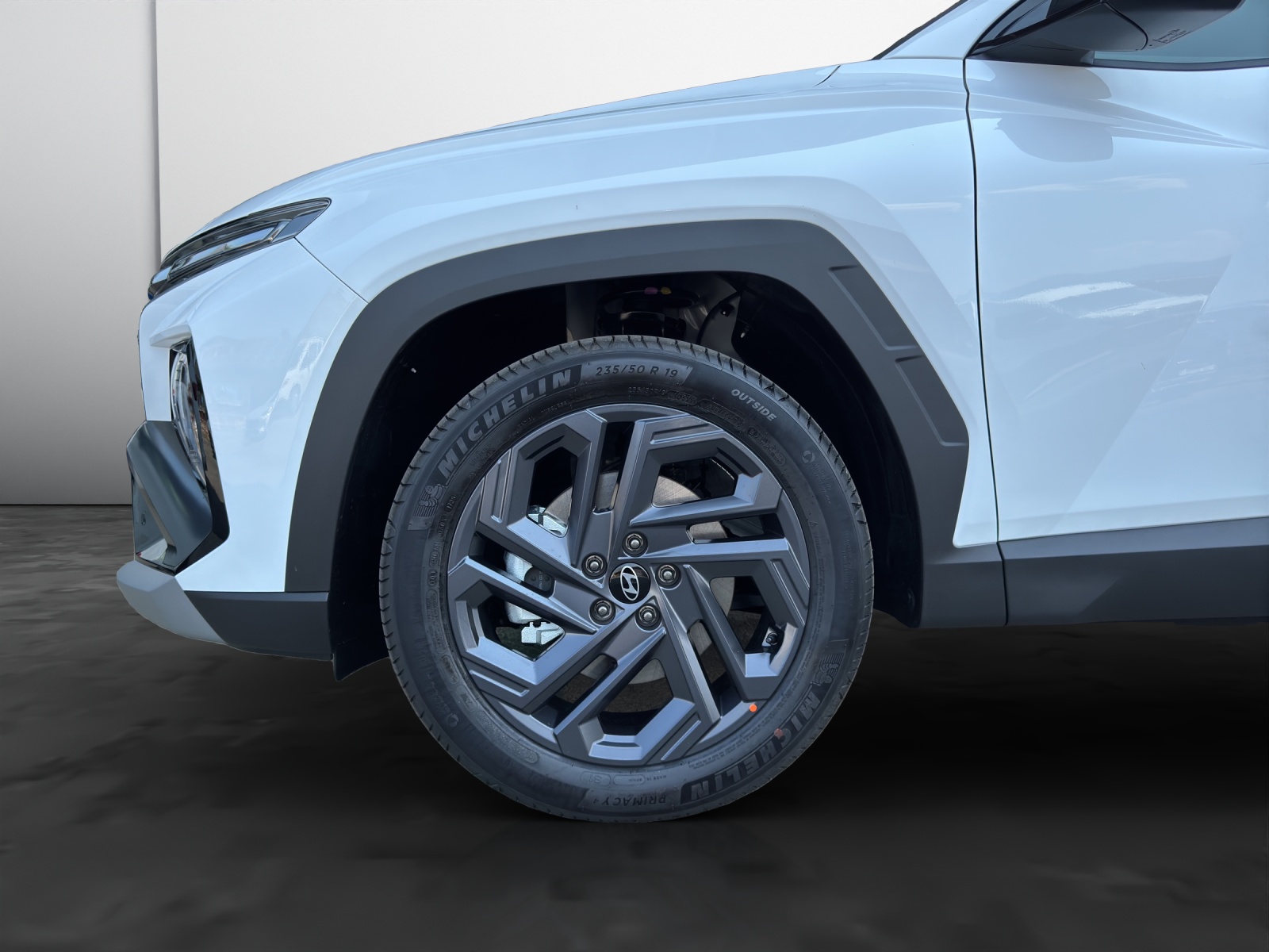 HYUNDAI Tucson 1.6 T-GDi HEV Origo Blackline 4WD MY27-image-15