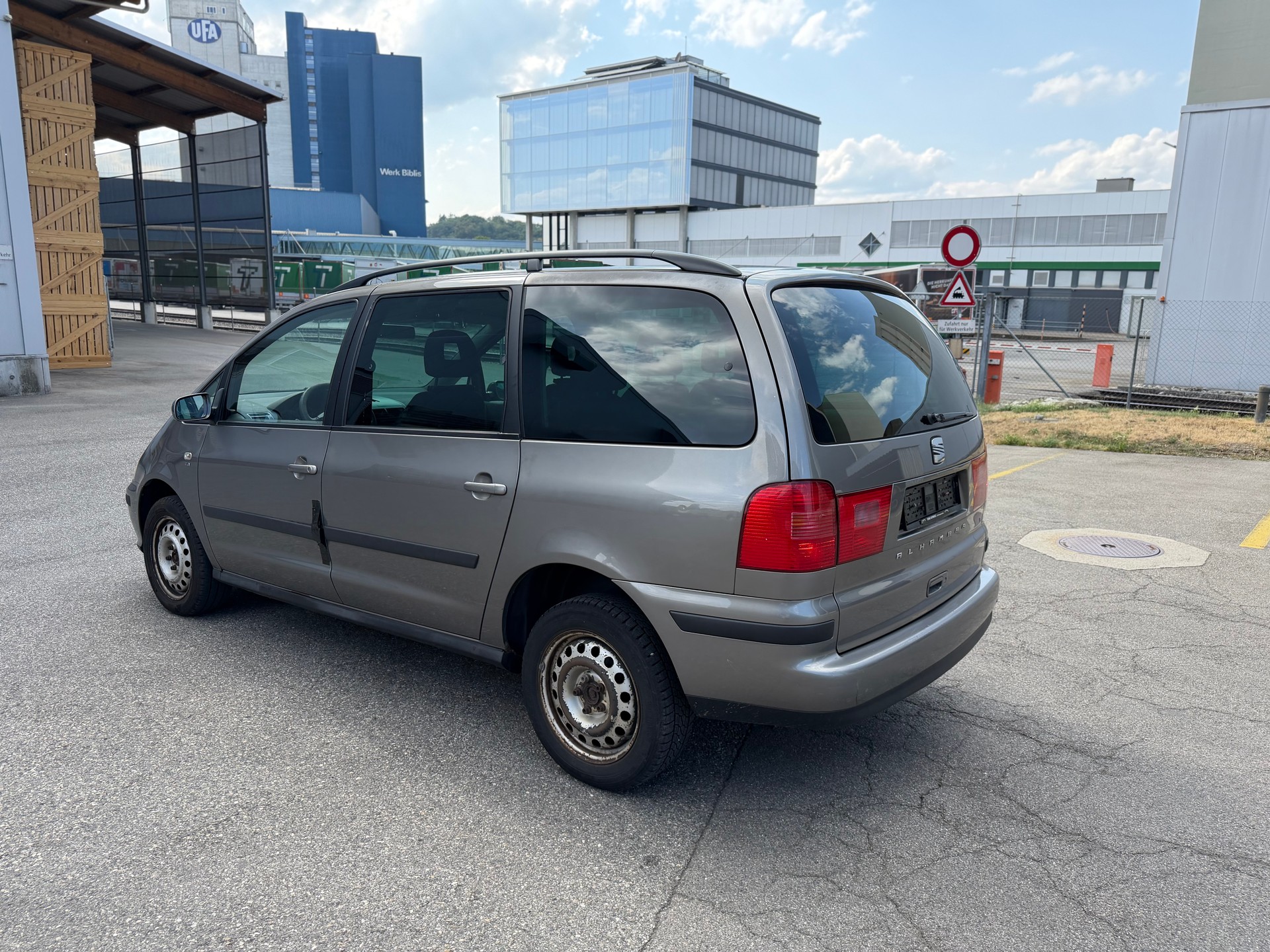 SEAT Alhambra 1.9 TDI Advantage-showroom-element-3