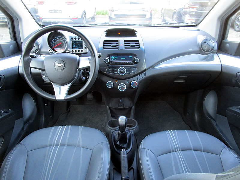 CHEVROLET Spark 1.2 LT-showroom-element-2