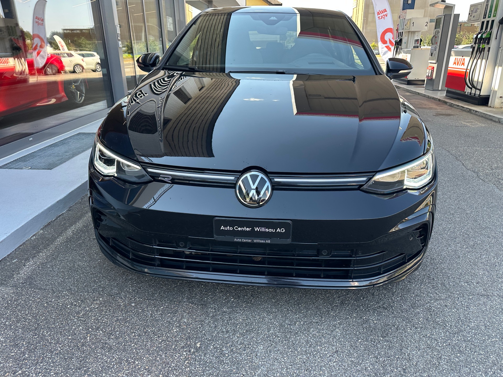 VW Golf 2.0 TDI R-Line DSG 4Motion-showroom-element-2