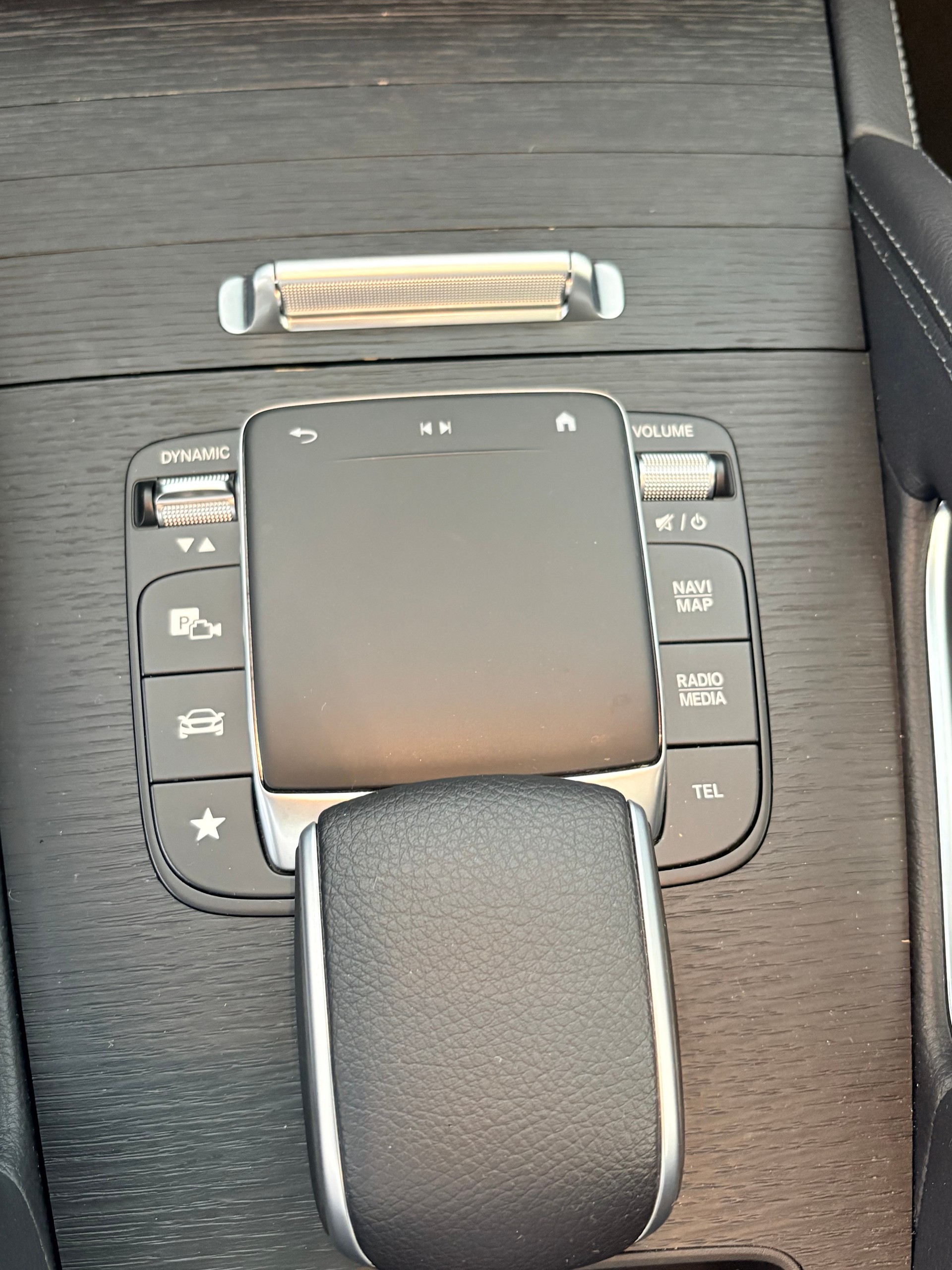 MERCEDES-BENZ GLE 350 e AMG Line 4matic-image-8