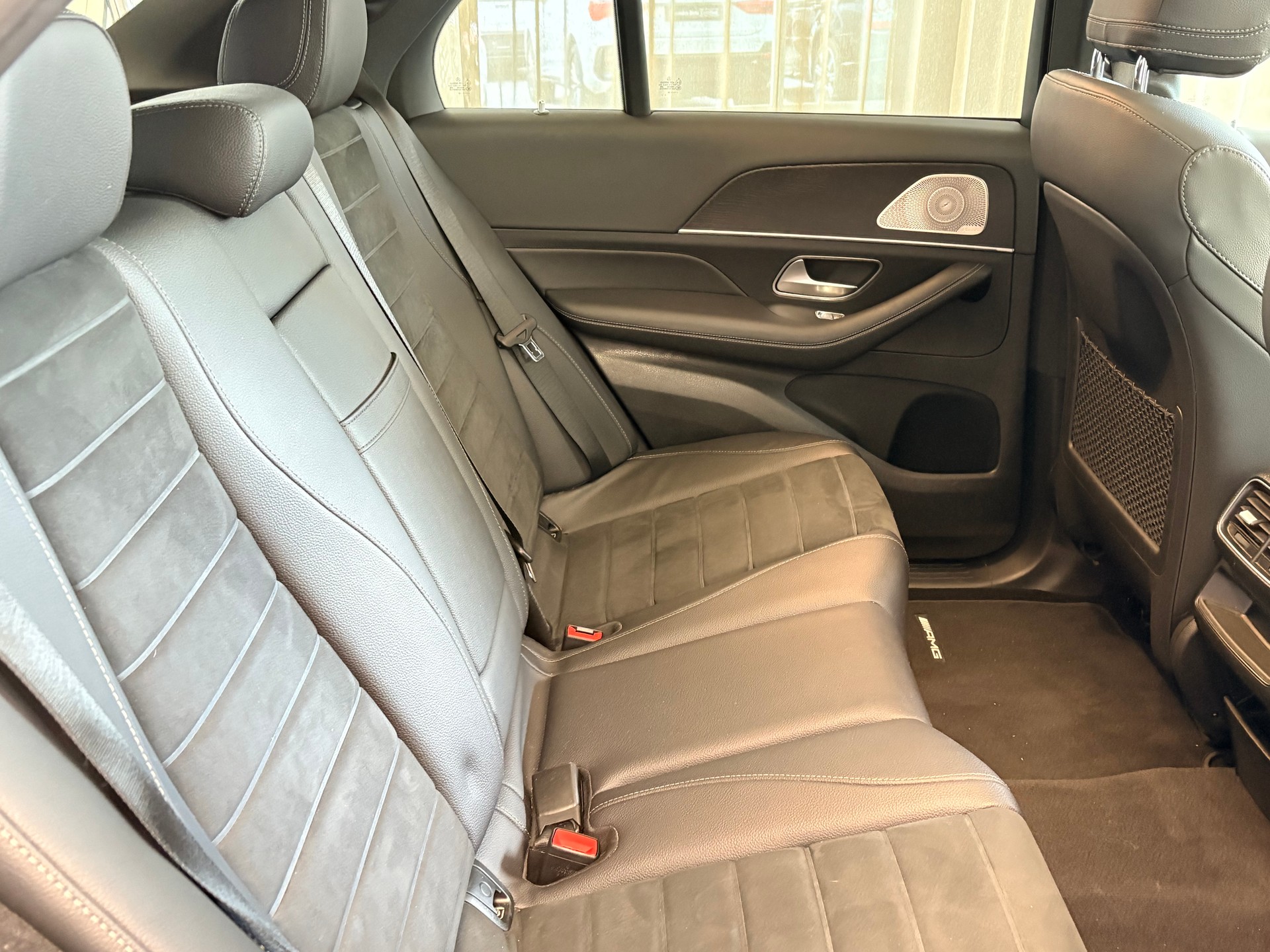 MERCEDES-BENZ GLE 350 e AMG Line 4matic-image-19