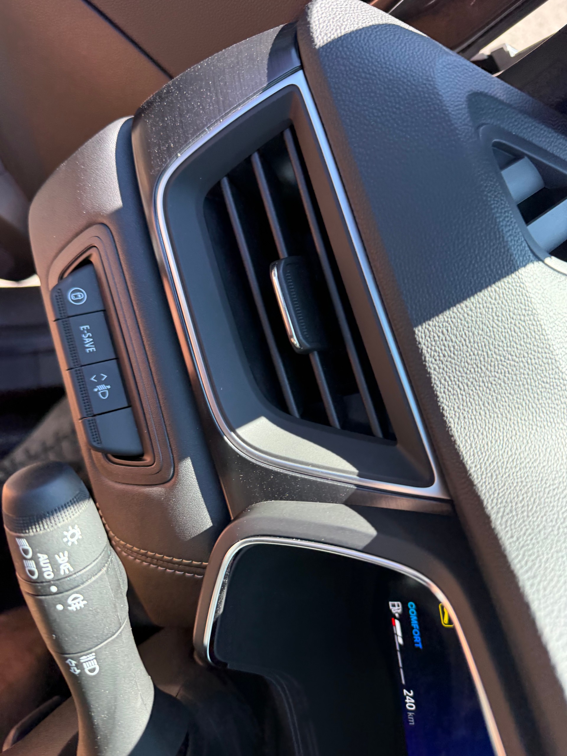 RENAULT Symbioz 1.6 E-Tech Iconic-image-19