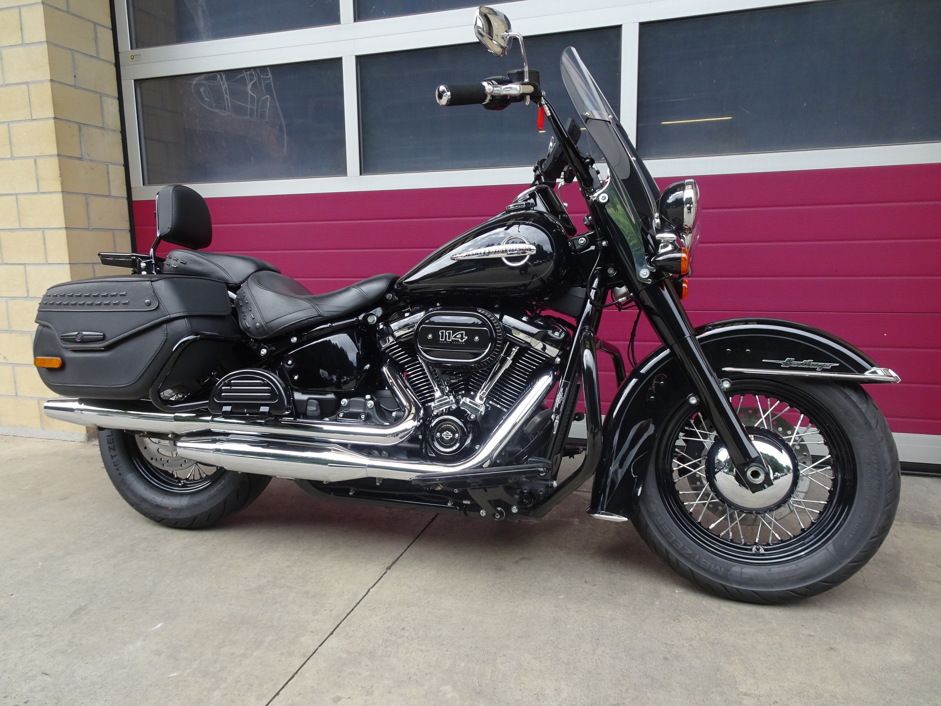 HARLEY-DAVIDSON FLHCS Heritage Classic 114 ABS-image-10