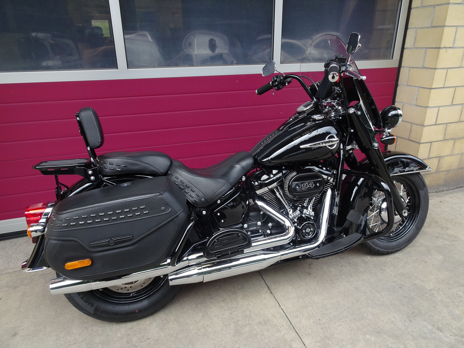 HARLEY-DAVIDSON FLHCS Heritage Classic 114 ABS-image-3