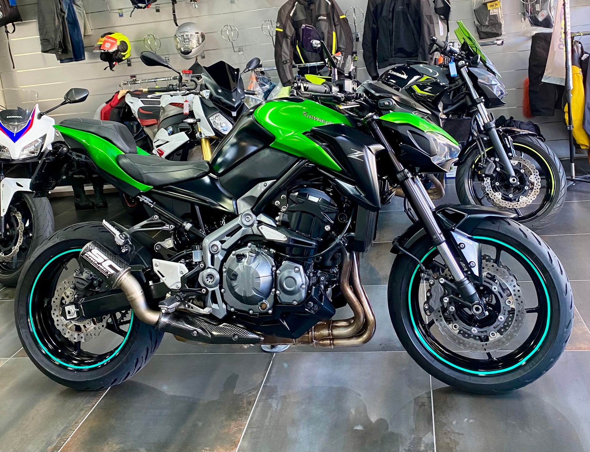 KAWASAKI Z 900-image-0