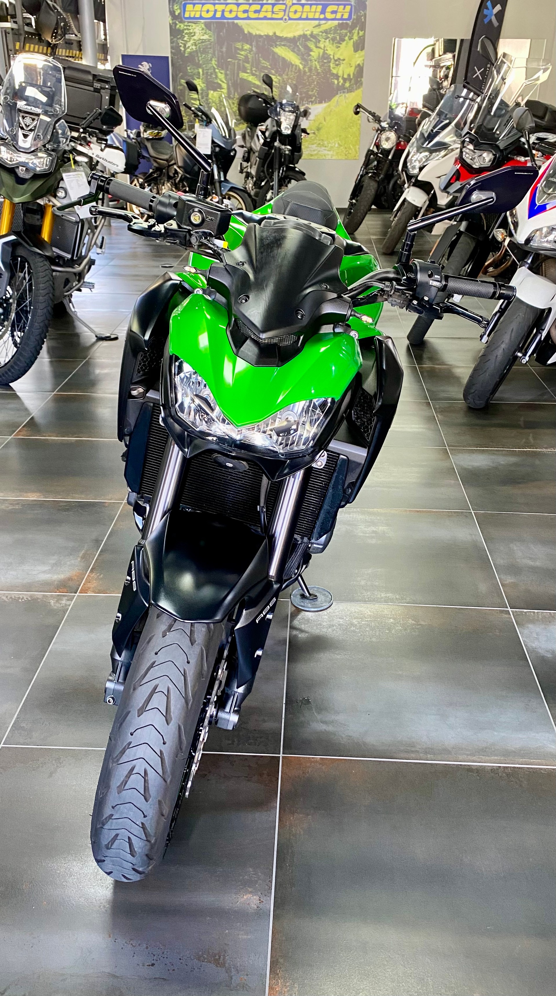 KAWASAKI Z 900-image-2
