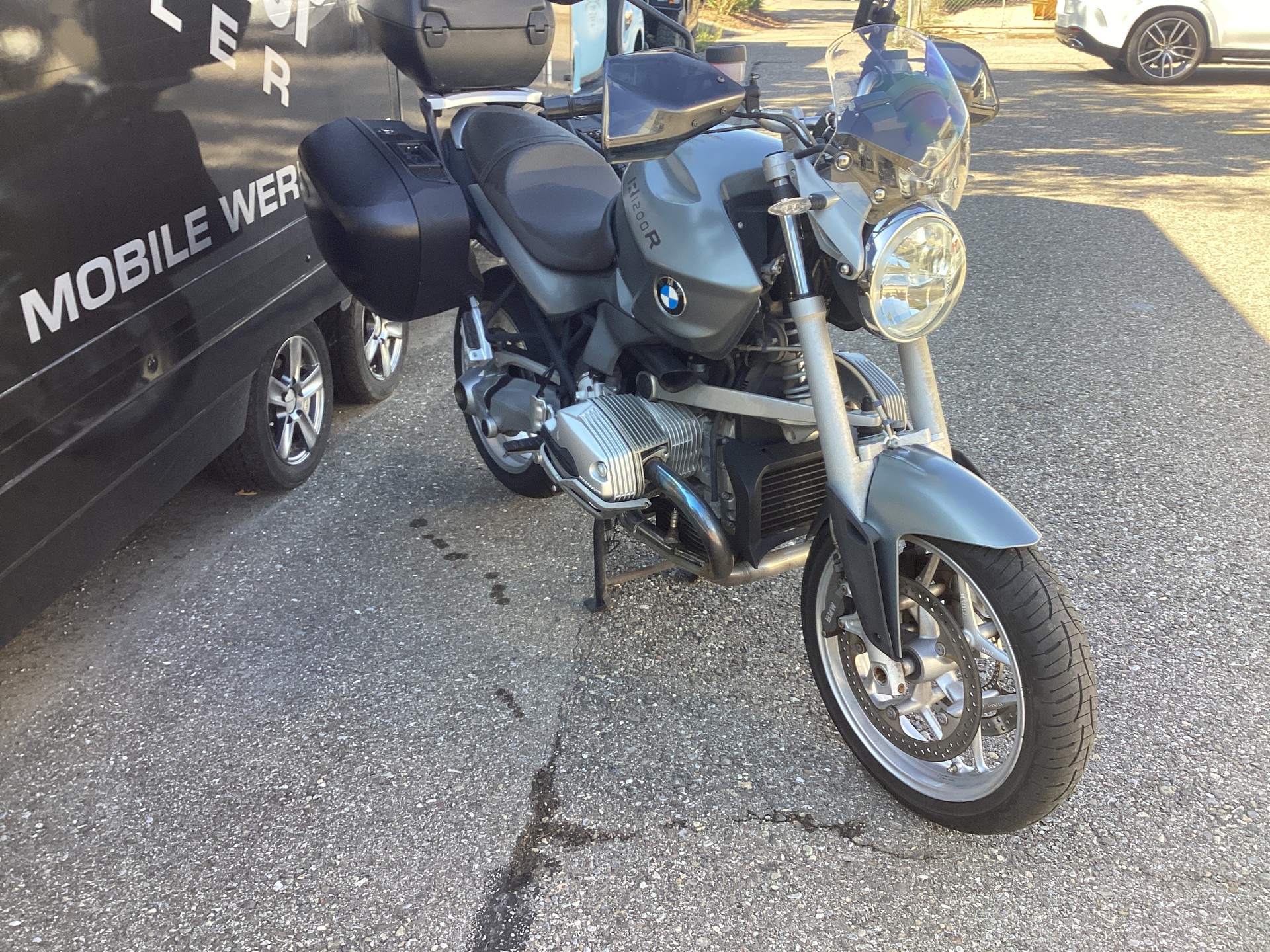 BMW R 1200 R-image-1