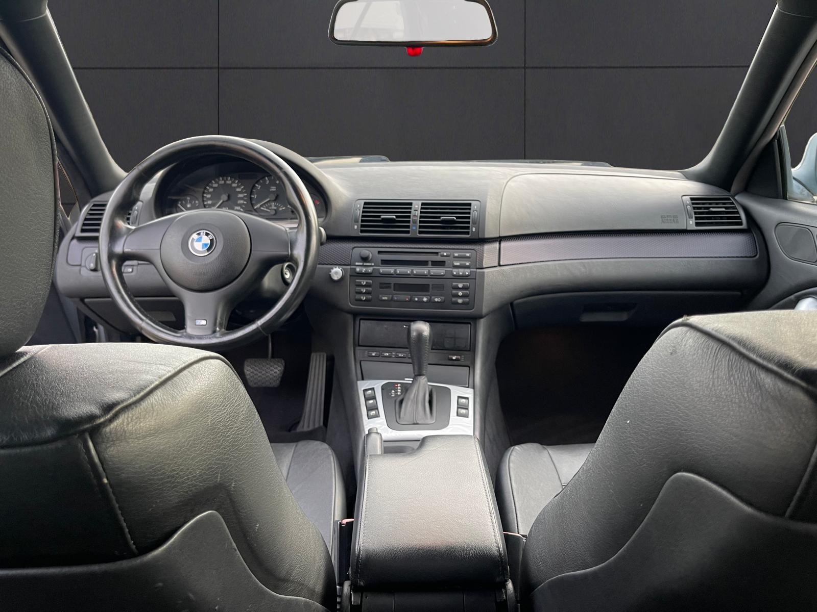 BMW BMW 320 CI Cabrio Automat-image-8