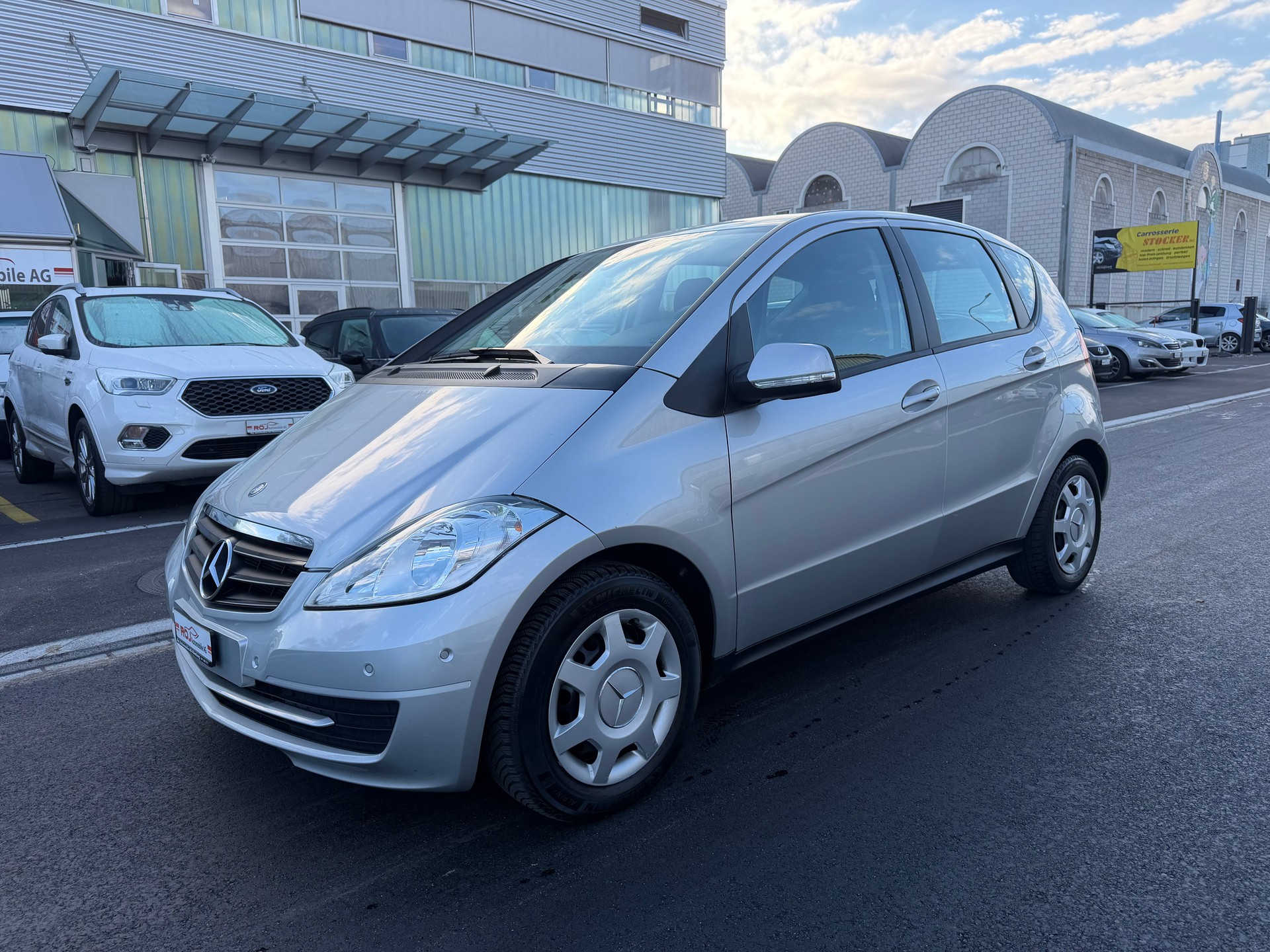 MERCEDES-BENZ A 150 Elégance Edition A-showroom-element-1
