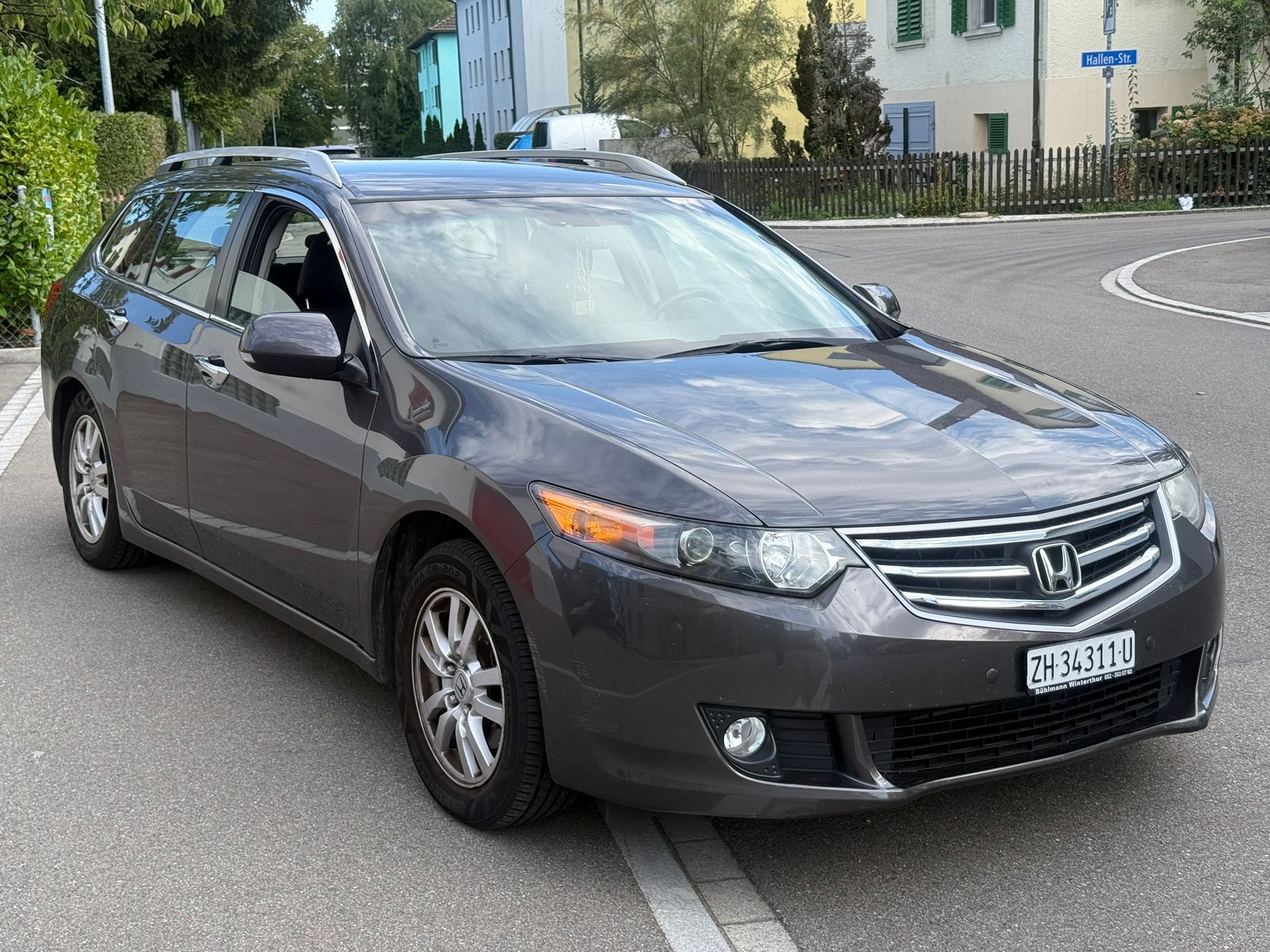 HONDA Accord Tourer 2.0i 16V Executive Automatic-image-2