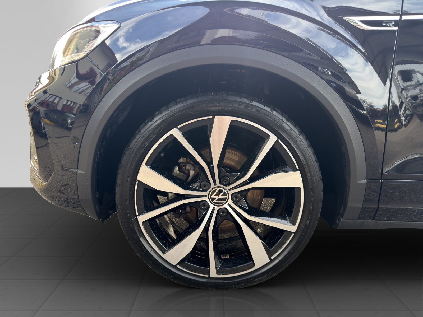 VW T-Roc 2.0 TSI R-Line DSG 4Motion-image-7