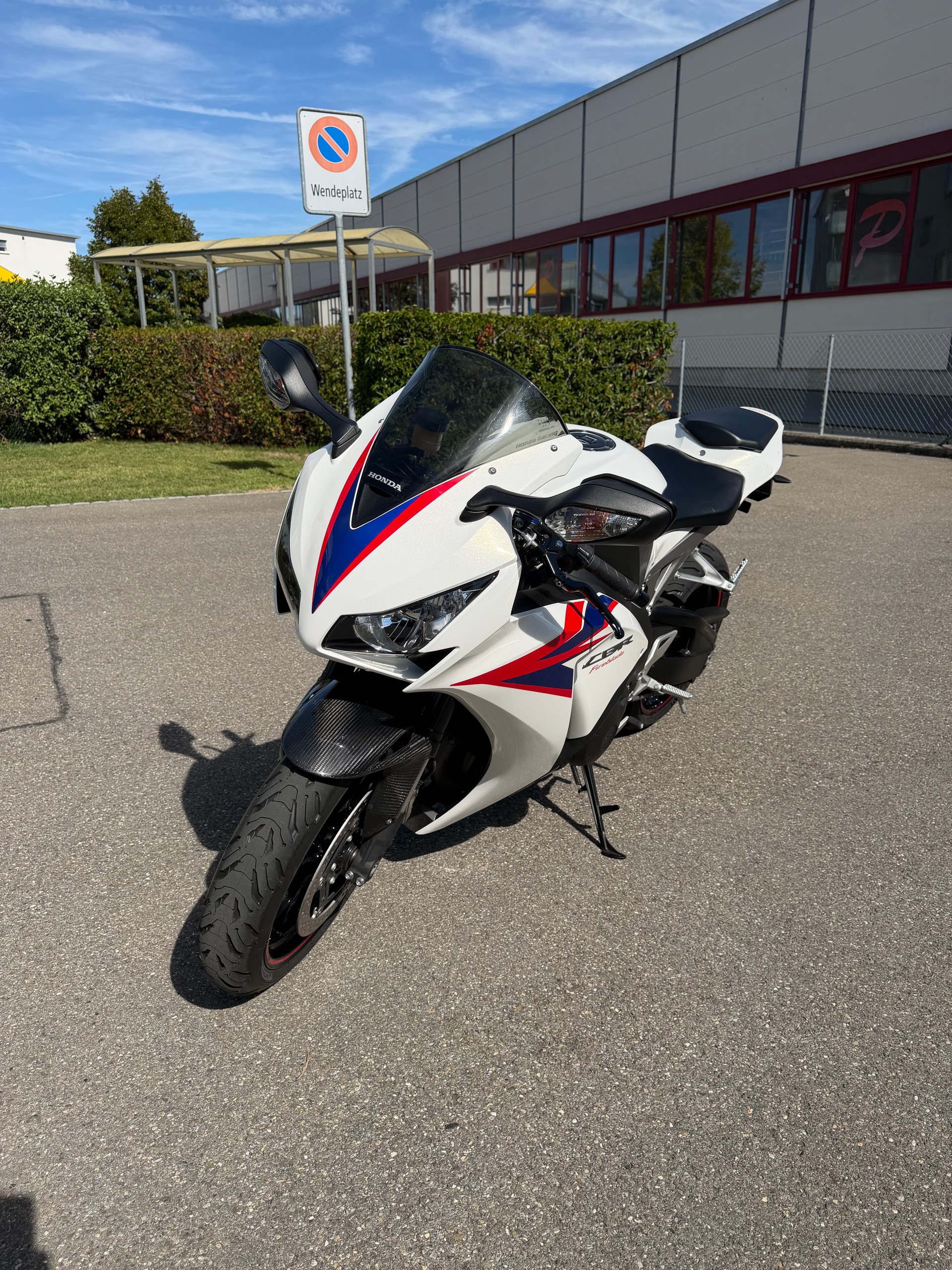 HONDA Honda CBR RA 1000-image-0