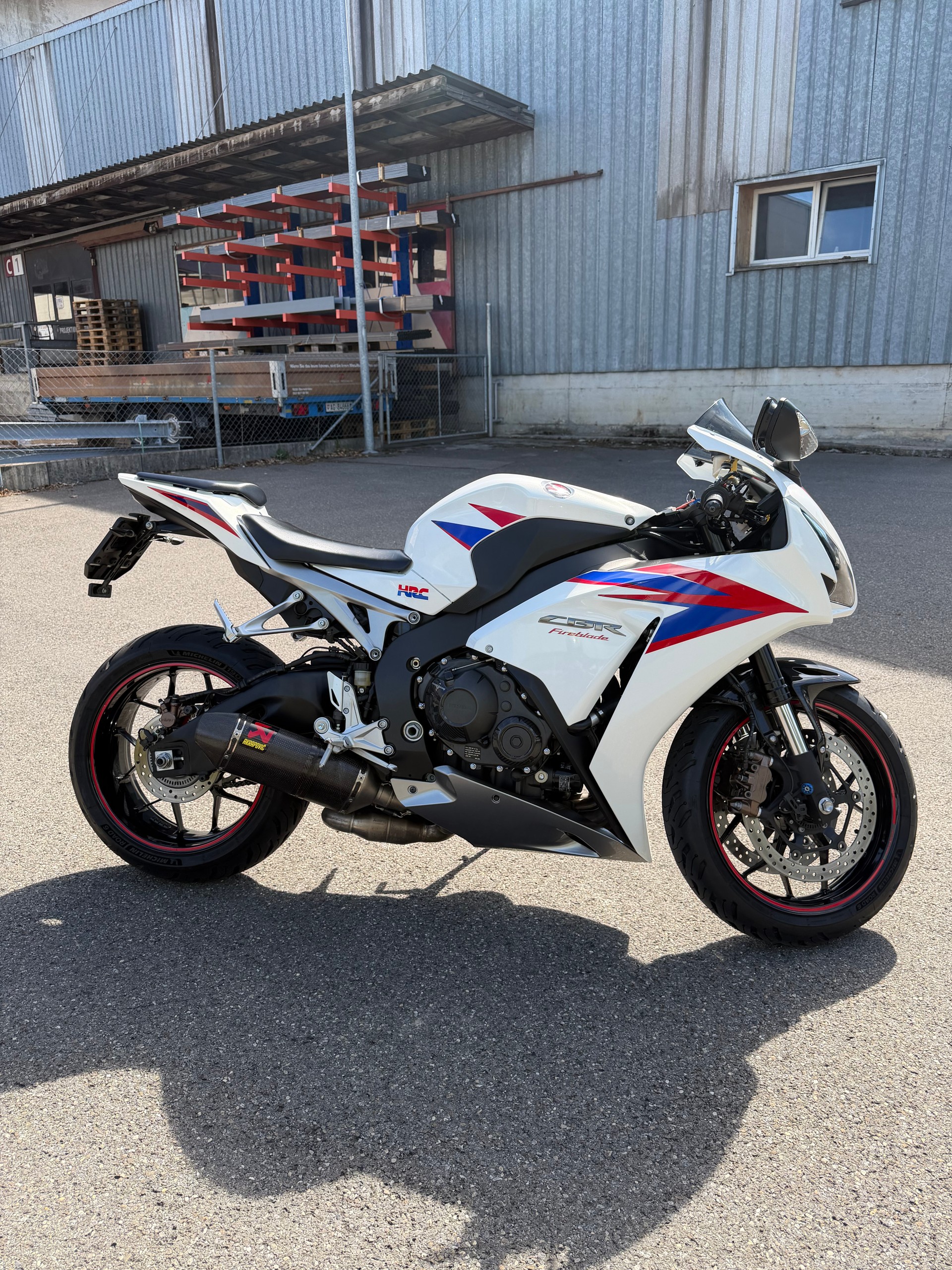 HONDA Honda CBR RA 1000-image-1