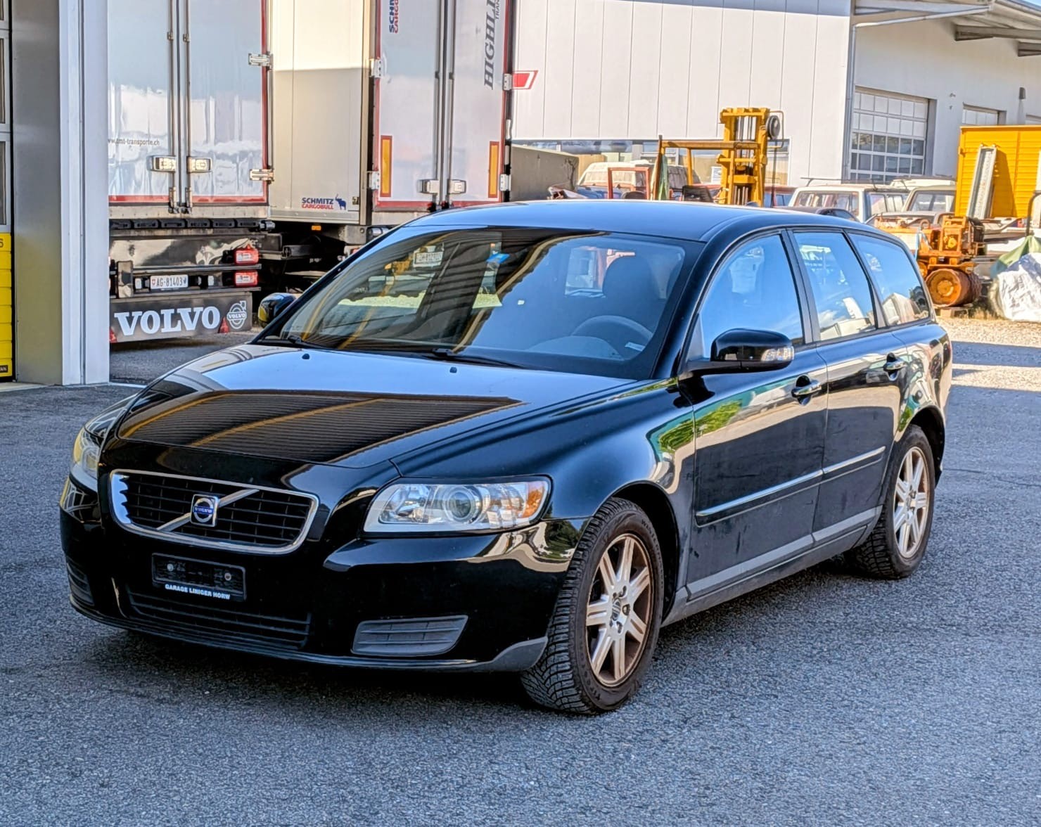 VOLVO V50 2.4