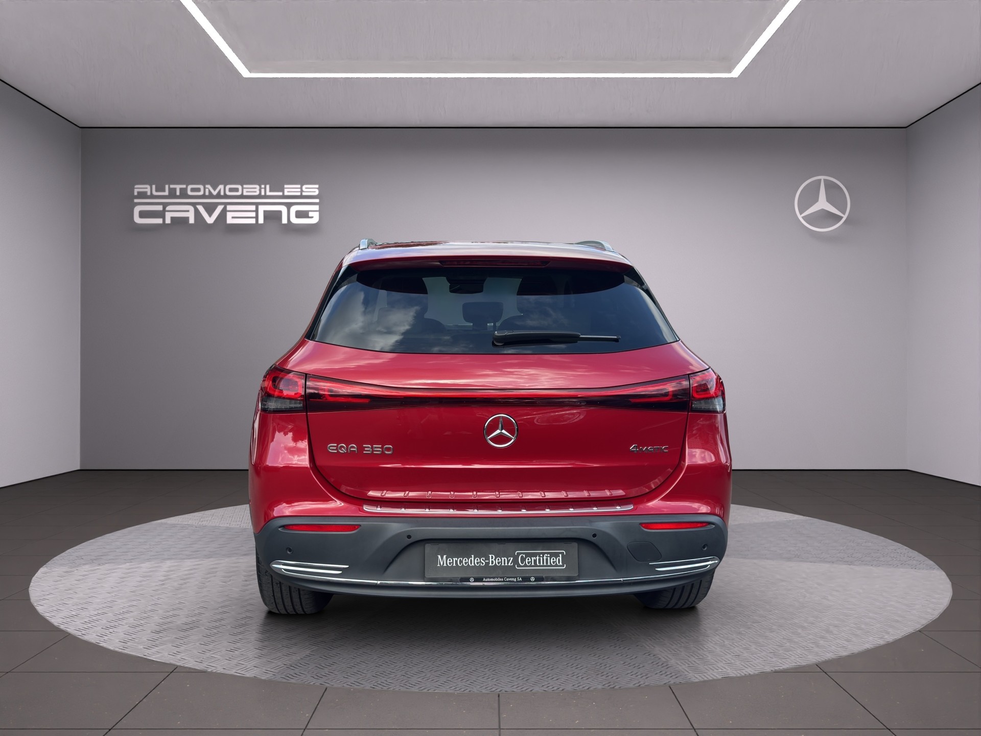 MERCEDES-BENZ EQA 350 4Matic Swiss Star-showroom-element-3