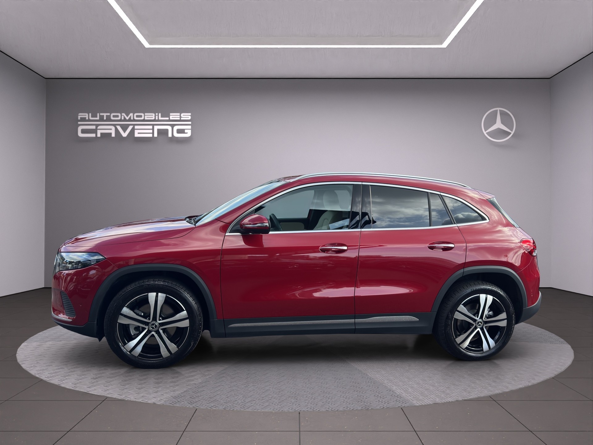 MERCEDES-BENZ EQA 350 4Matic Swiss Star-showroom-element-1