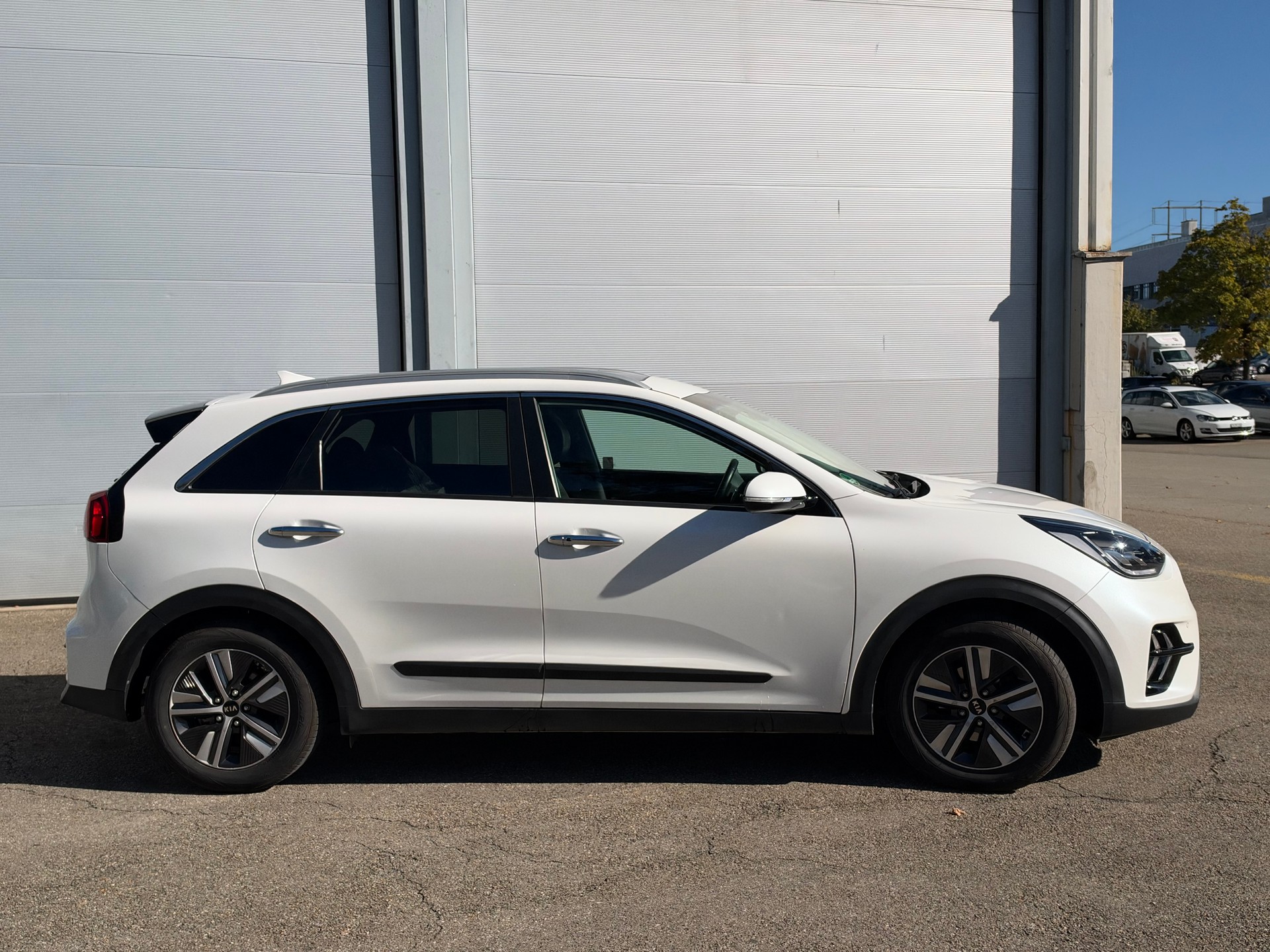 KIA Niro 1.6GDi Hybrid Power 25 DCT-image-5