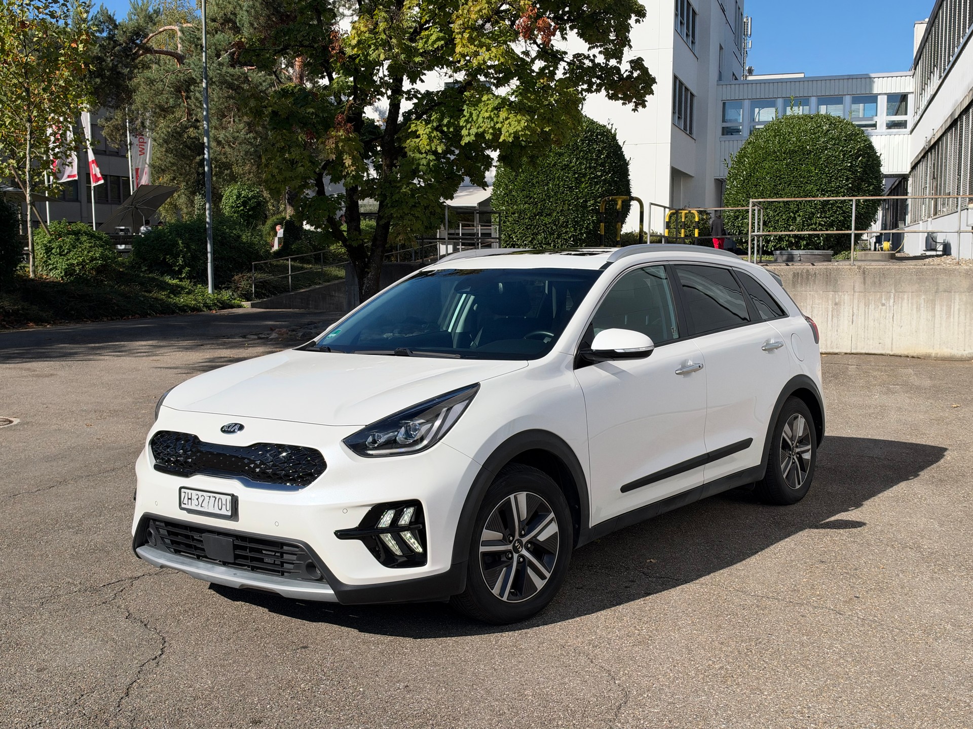 KIA Niro 1.6GDi Hybrid Power 25 DCT-showroom-element-1