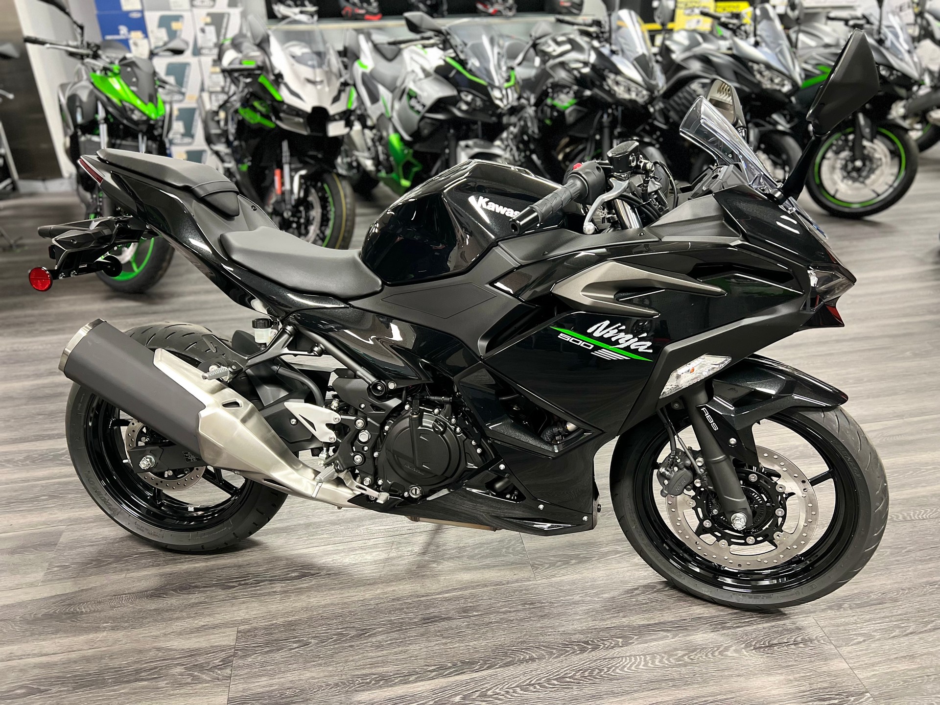 KAWASAKI NINJA 500-image-3