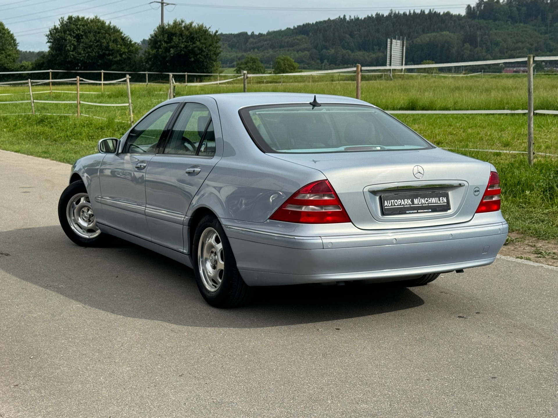MERCEDES-BENZ S 320 L-image-3