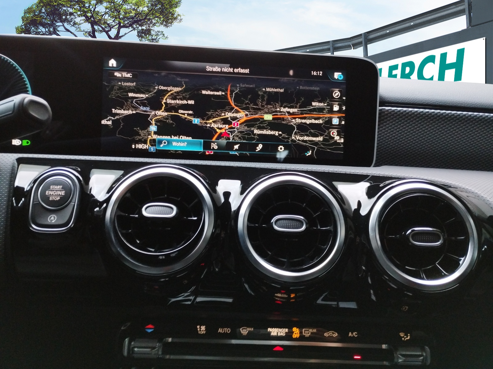 MERCEDES-BENZ A 250 Progressive 7G-DCT-image-11