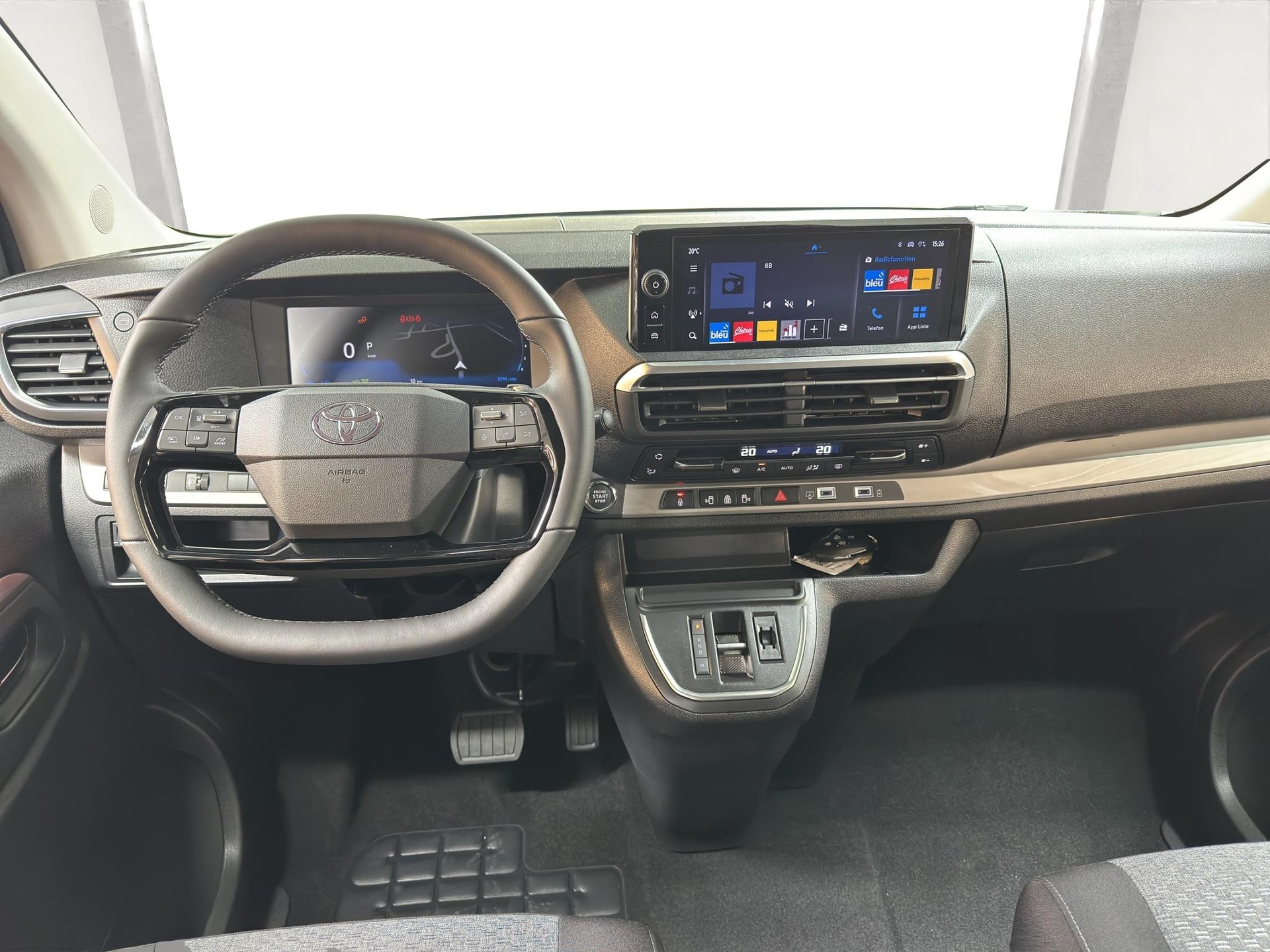 TOYOTA PROACE Verso L2 2.0 D Trend AT 177-image-9
