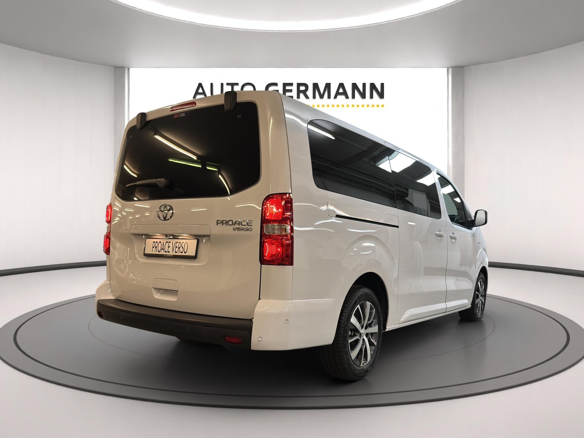 TOYOTA PROACE Verso L2 2.0 D Trend AT 177-showroom-element-2