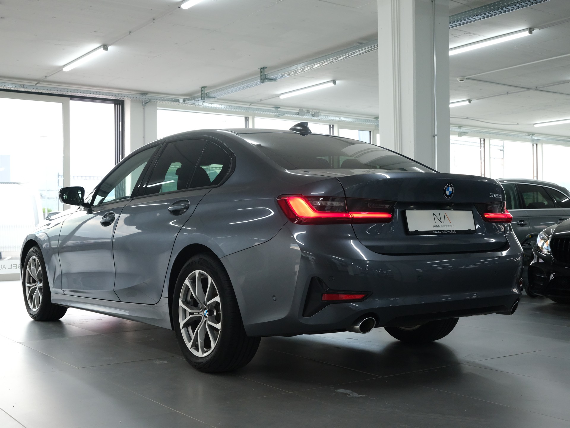 BMW 318d Steptronic Sport Line-image-5