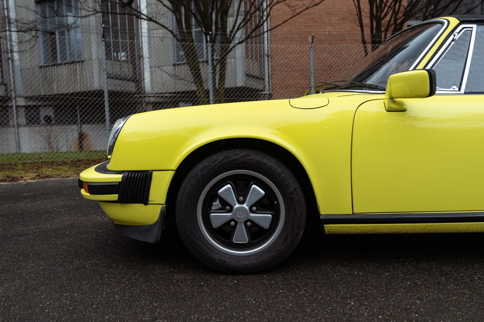 PORSCHE 911 2.7S Targa-image-3