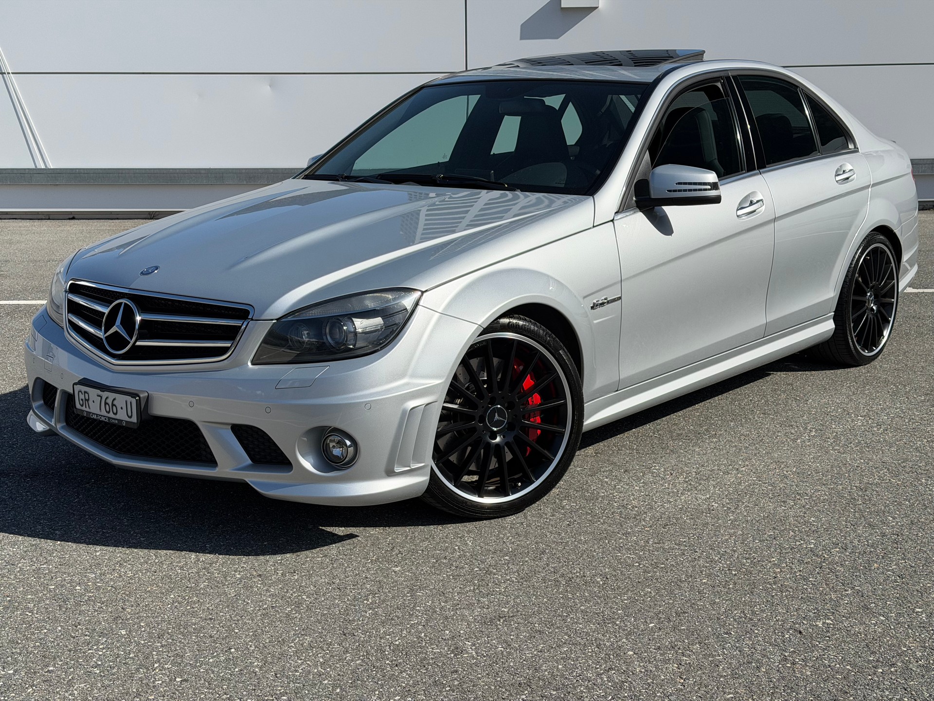 MERCEDES-BENZ C 63 AMG Avantgarde 7G-Tronic Performance-Package